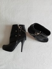 MISS SIXTY - coole Stiefeletten Damen Gr. 38, Leder High Heels 12 cm, Kette