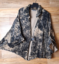 in sein mit ShirtJacke von Bella Donna - EHG - riesig - Lagenlook- schwarz/braun