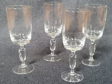 4  alte Wein Gläser  quadratischer Stiel 16, 5 cm Ichendorfer Glashütte