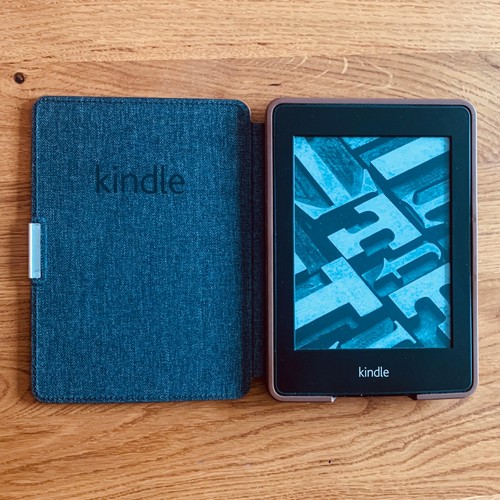 Ebook reader amazon kindle - ebook-reader,