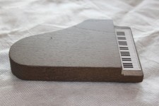 Goebel Podest Flügel Piano Klavier Flügel Hummelfigur M.I.Hummel Holz braun