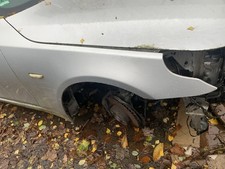 Kotflügel Rechts  BMW 5 5er E60 Kombi Farbcode 354/7 Titansilber Metallic