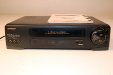 Sharp - MH641GM VHS Videorecorder mit Fernbedienung + Anleitung