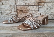 ELEGANTE CHAMPAGNER DAMEN