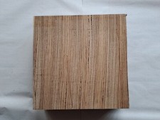 Zebrano Holz 235x235x67mm