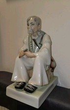 Zsolnay Pecs Porzellan Figur