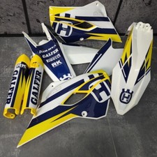 Kunststoff + Grafik Husqvarna