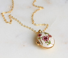 Kette Foto Medaillon Blüten: echt vergoldetes Fotomedaillon Geschenk für Damen