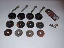 Befestigungsmaterial (Chassis + Unterbodenplatte) aus Saba Villingen 90