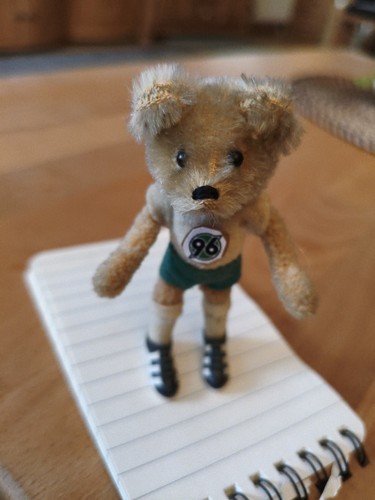 Schuco hegi fußball bär - schuco,