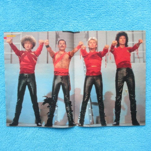 Queen poster bravo - bravo, 2