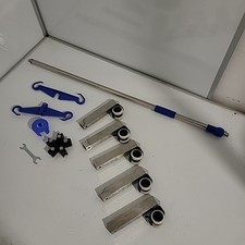 AIESI® Infusionsständer aus EDELSTAHL mit 4 Kunststoffhaken und drehbaren Rädern