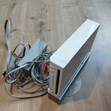 Nintendo Wii RVL-101 – funktioniert – mit Kabel & Standfuß 