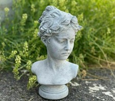 Frostfeste Steinfigur