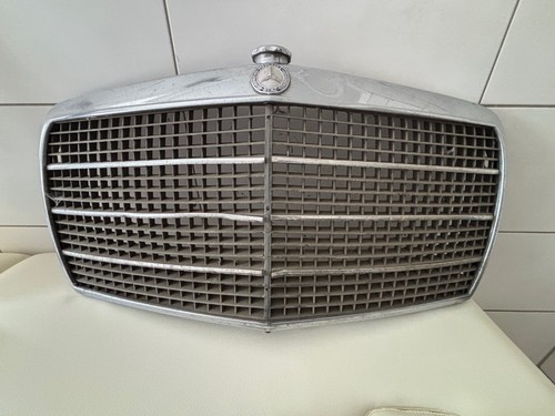 Mercedes w123 kühlergrill - mercedes,