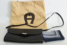 Aigner Vintage Leder Tasche Schwarz mit Staubbeutel und Tuch