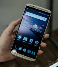 5.5" ZTE AXON 7 - 4GB/64GB -