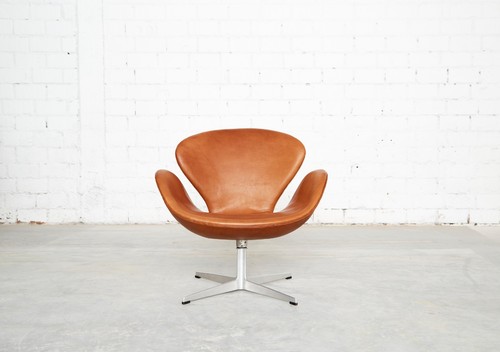 Arne jacobsen swan chair - arne,