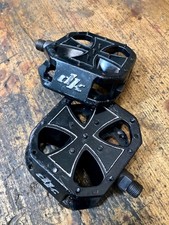 DK Iron Cross Platform Pedal BMX MTB Eisernes Kreuz schwarz massiv 90er