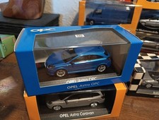 1/43 Boxed Model Minichamps