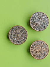 3 alte Metallknöpfe jüdisch/orientalisches  Motiv  22mm