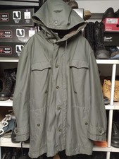Justiz-Parka Bundeswehr- Parka oliv, neuwertig,ausknüpfbares Fellfutter,Größe 52