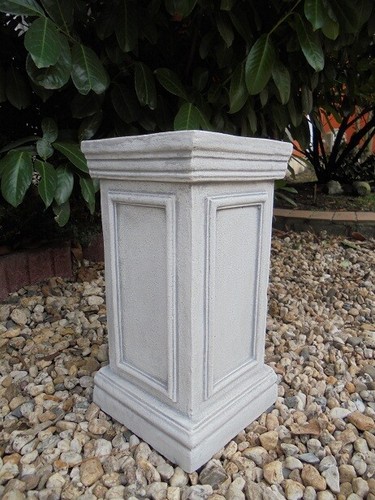 Sockel für gartenfigur - sockel,