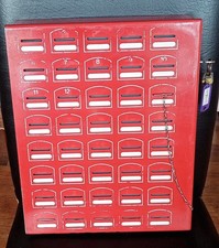 alter roter Sparkasten Sparschrank 40 Fächer 2 Schlüssel + Schieber Nordia Sesam