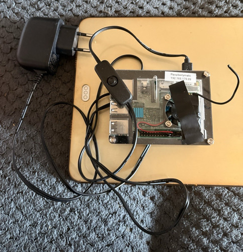 Raspberry model b - pi,