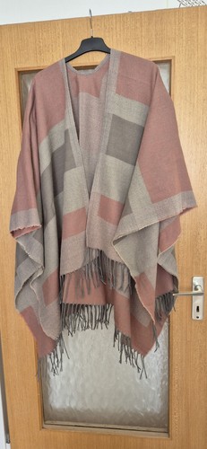 Kuscheliger poncho für kalte - poncho,