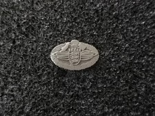 (C62) Pin Knopflochpin Baden