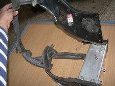 Stoßstangenträger Lampenträger vorne Rechts Mercedes E Klasse W 211 Mod 02-2009