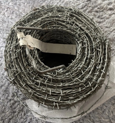 Stacheldraht 4 - stacheldraht, |