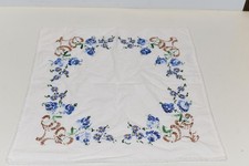 Tischdecke Tischläufer Tuch - Handbestickt Handarbeit - 55x55cm