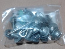 Original Audi Q5 Befestigungsteile Kotflügel Vorne 8R0098625