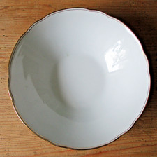 Alte Serie  Weiß Goldrand ~