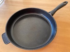 Pfanne Ernesto 288302, Durchmesser 30/32 cm, Höhe 6 cm, mit Griff, gebraucht