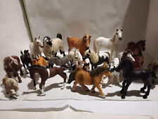 Schleich Farm Bauernhof Tiere  Pferde zur Auswahl  Sattel Hindernis Reiterin