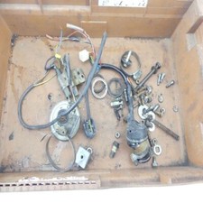 Suzuki RV 125 EZ:77 Schrauben & Kleinteile diverses 24809