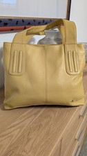 Elegante Handtasche aus echtem