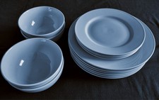 Speiseservice,  Set Steingut, 6 Teller groß, 4 Teller klein, 4 Müslischalen