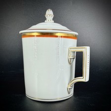Toller Porzellan Deckelbecher
