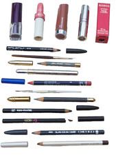 Konvolut 16x Kosmetik Lippenstifte Konturenstift Kajalstift u.a. Astor #1740 C2