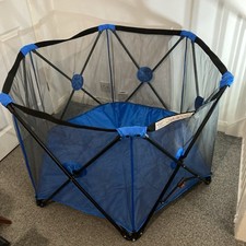 MCC 4 Babys Faltbarer Sechseck