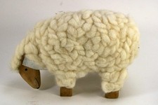 Holzschaf mit Wolle Schaf