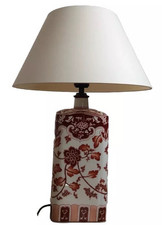 Keramische Tischleuchte von GARPA mit asiatischen Motiven in eisenrot