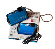 Nikon COOLPIX AW120 16,0 MP wasserdichte Digitalkamera blau