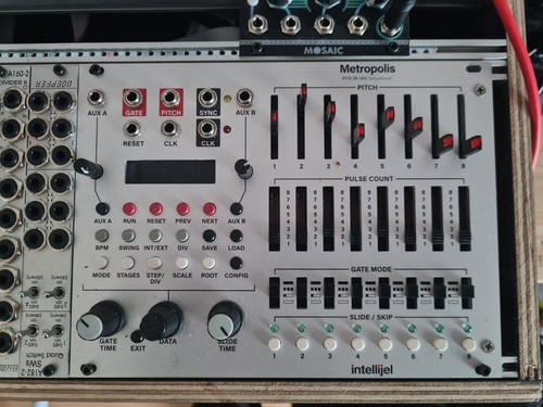 Intellijel metropolis 8 step - metropolis,