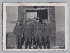 Luftwaffe 'Zum Luftschutzraum'