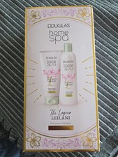 DOUGLAS The Lagoon Leilani